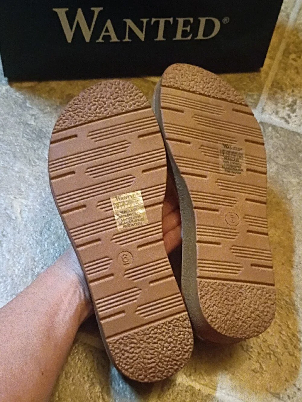 WANTED Seaglass Yellow Cross-Strap Slide Sandals NWT/Box, Women's Size 6 M